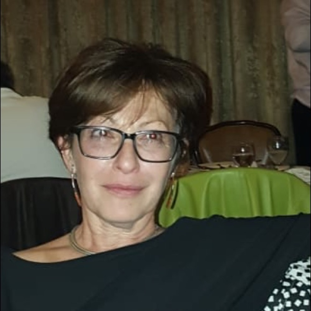 Meet your Posher, Yelena